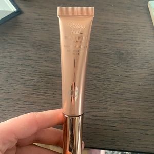 Charlotte Tilbury pillow talk